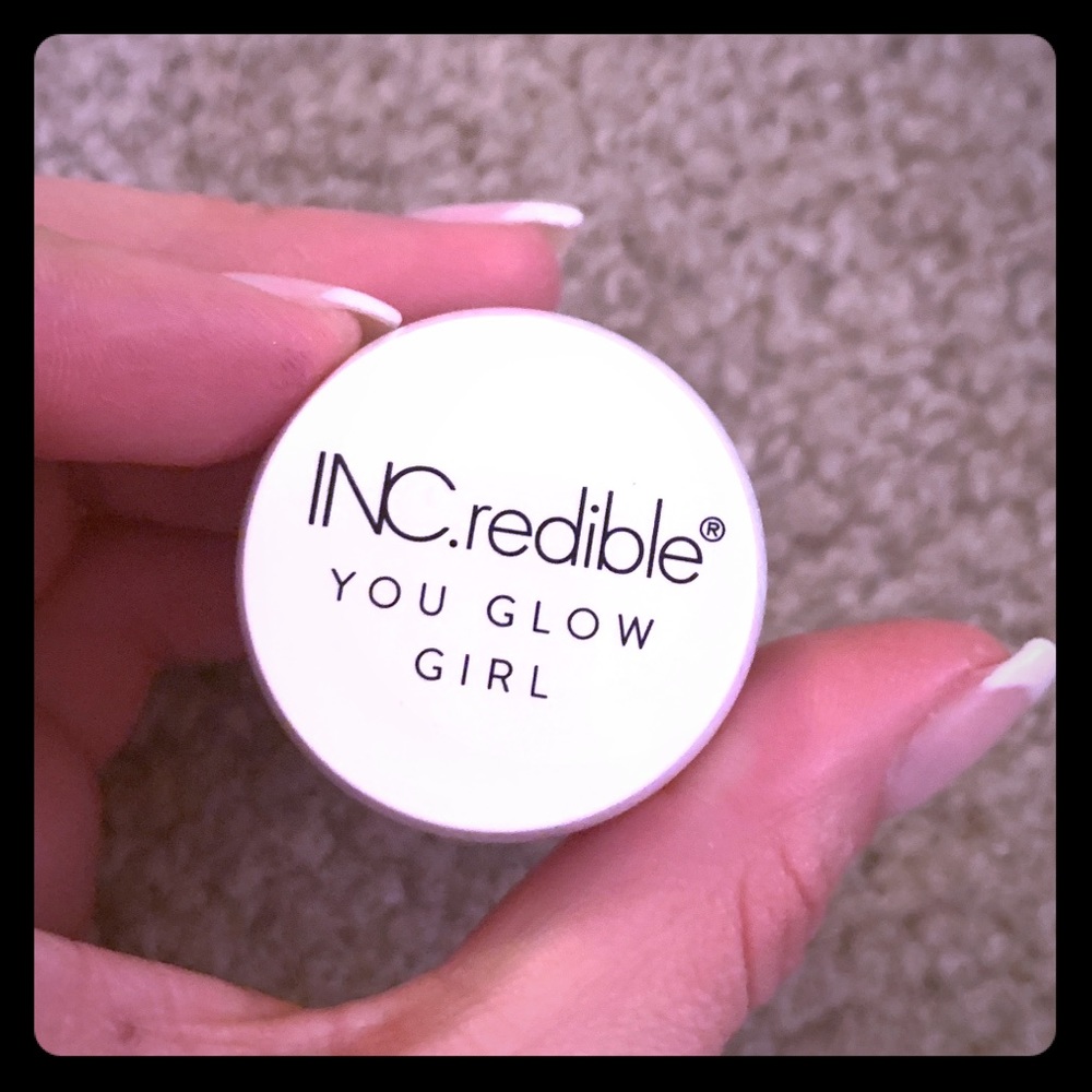 incredible cosmic glow highlighter